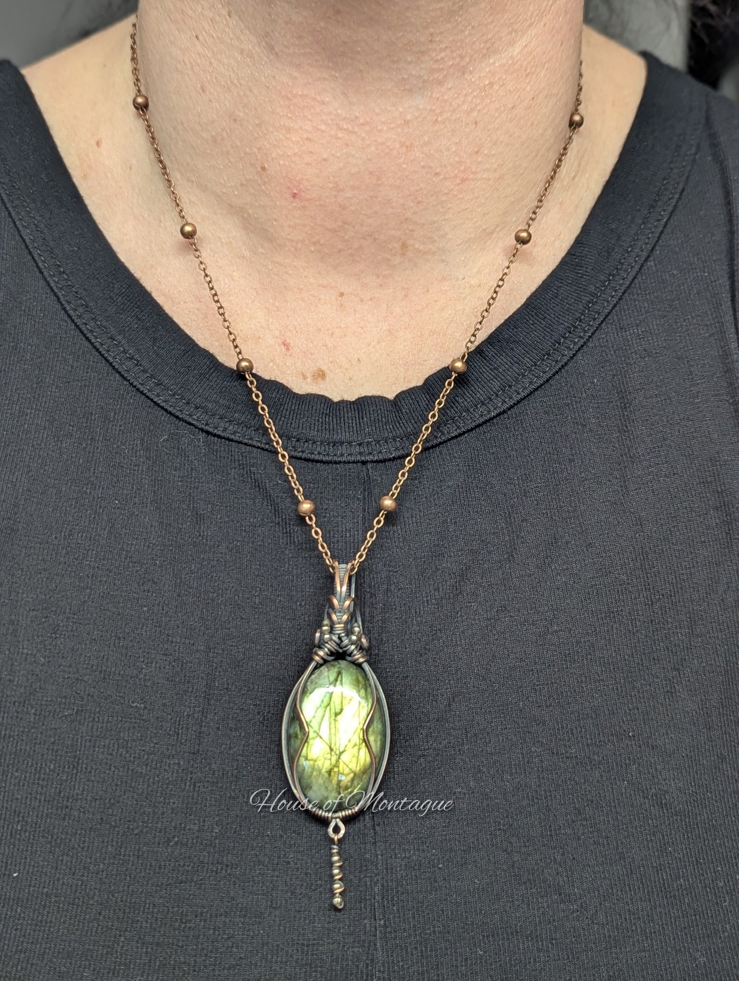 Labradorite Oval in Copper