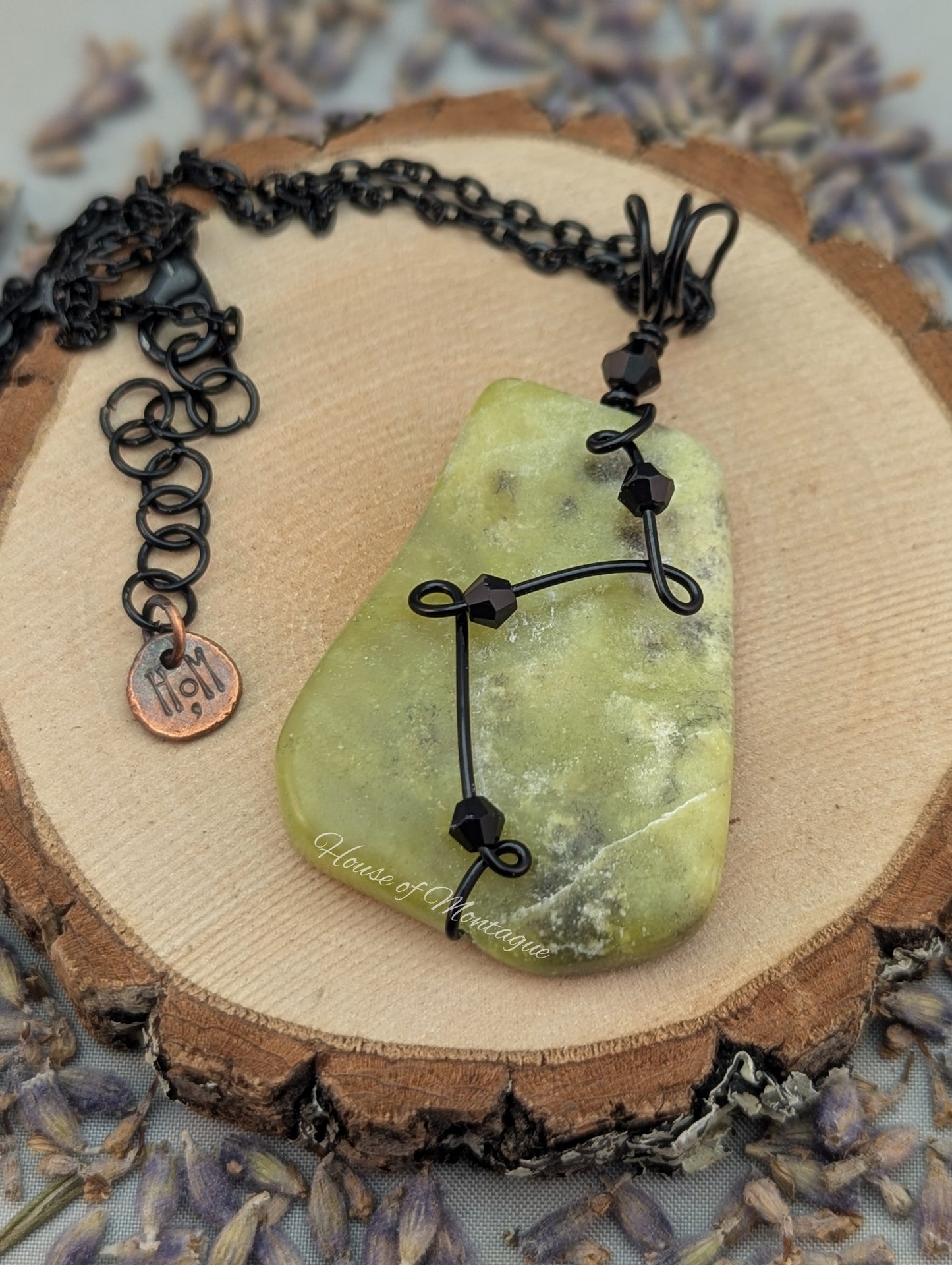 Olive New Jade in Black